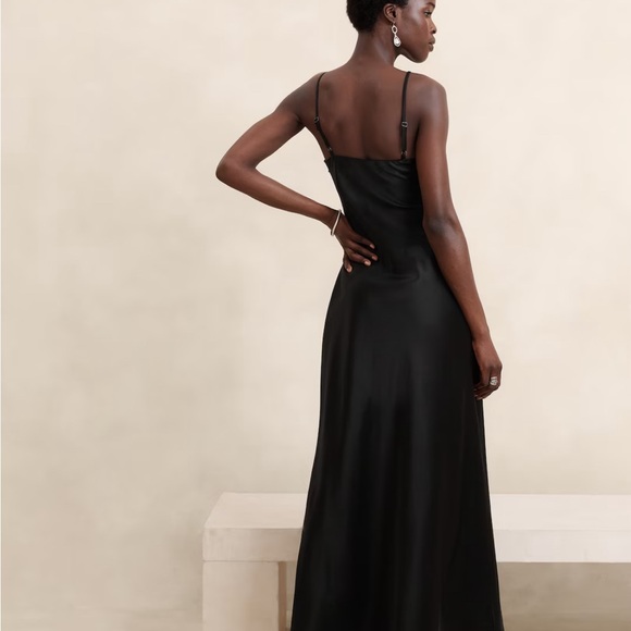 TWILL CUTOUT MAXI DRESS - Picture 3 of 4